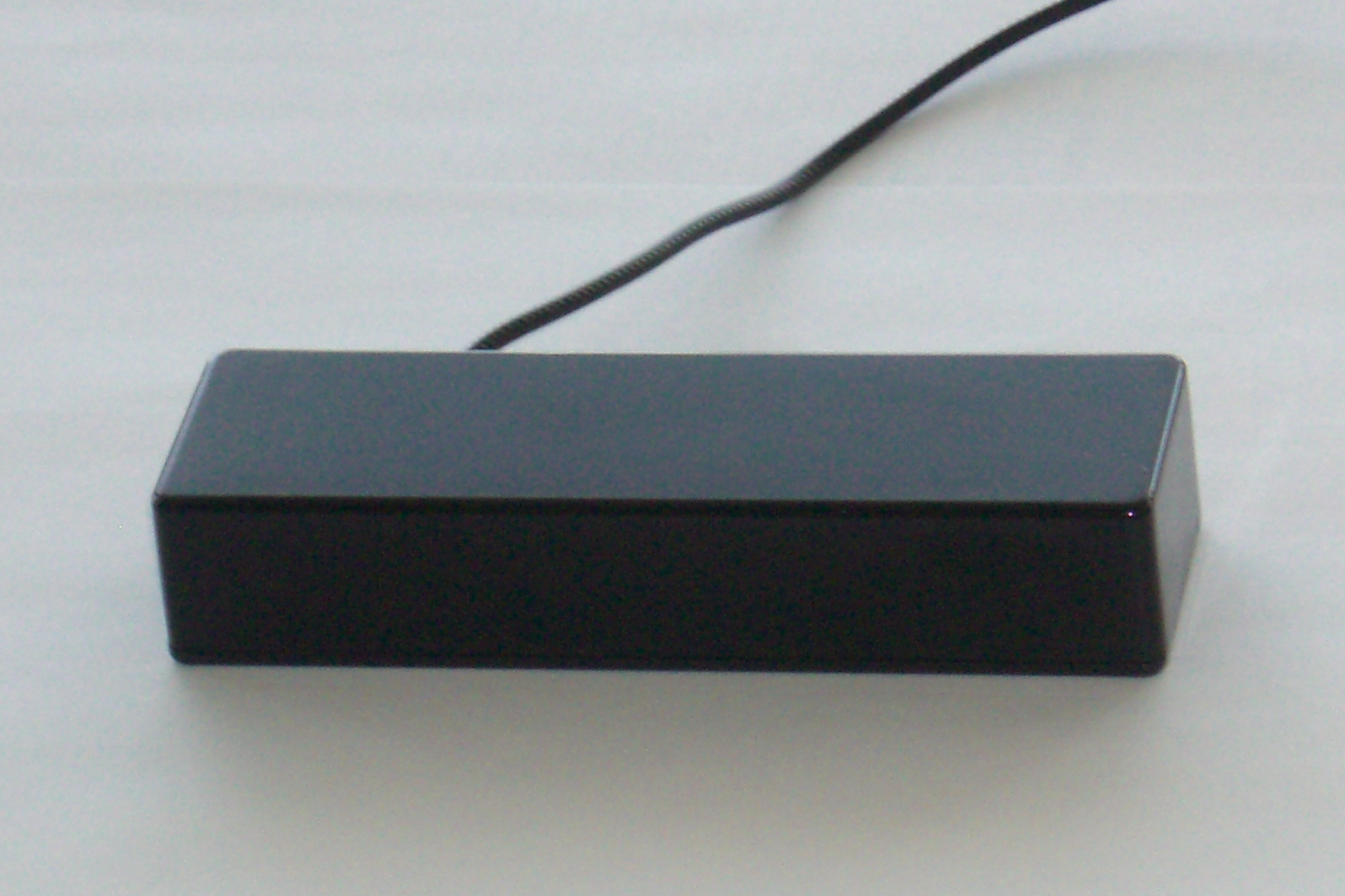 FMM800W-4T-2.5M-BP/FMM800W-4T-5M-BP